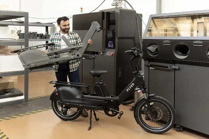 Impresora 3D SLS Formlabs Fuse X1 en operación